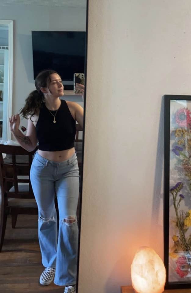 Cuck exposed her slut Julianne, hed even pay to watch us use her #AVTcKPZ2