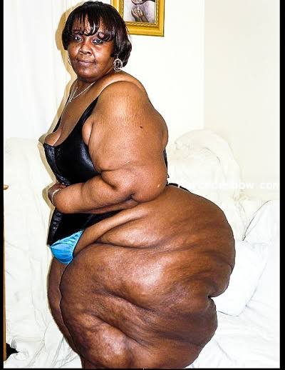 My Cryptonite, big black matures...#Things i jerk off to 😋😋🍑💦🍆❤️ #4On7hdId