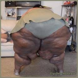 My Cryptonite, big black matures...#Things i jerk off to 😋😋🍑💦🍆❤️ #71iWl1Xl